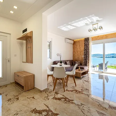 Apartments Iria Tivat Exterior photo